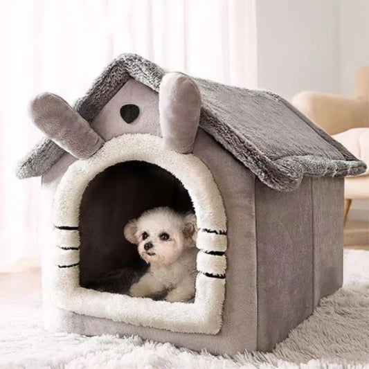 All-Season Cozy Doghouse – Durable Shelter for Small Pets